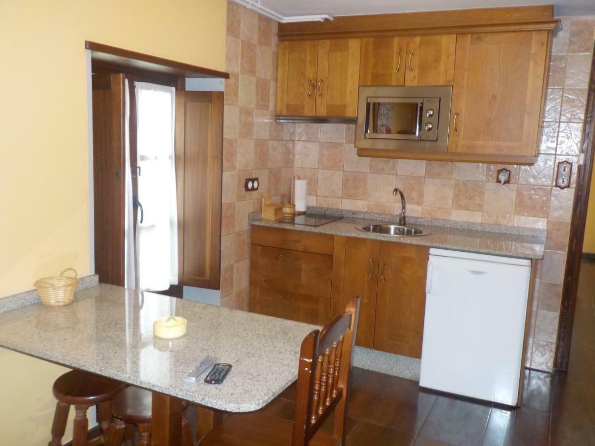 Apartamentos Rurales La Husteriza Ruenes Dış mekan fotoğraf