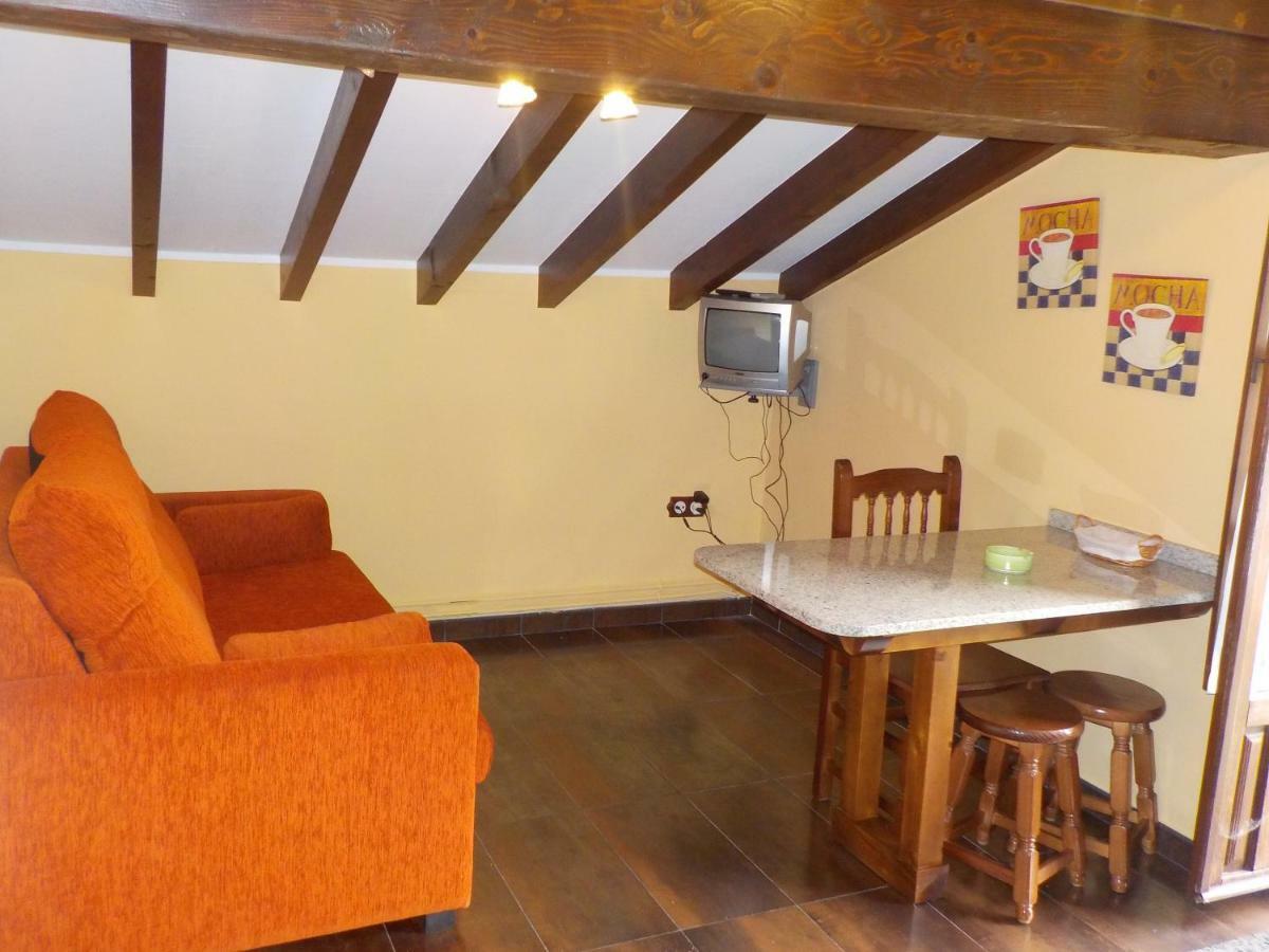 Apartamentos Rurales La Husteriza Ruenes Dış mekan fotoğraf