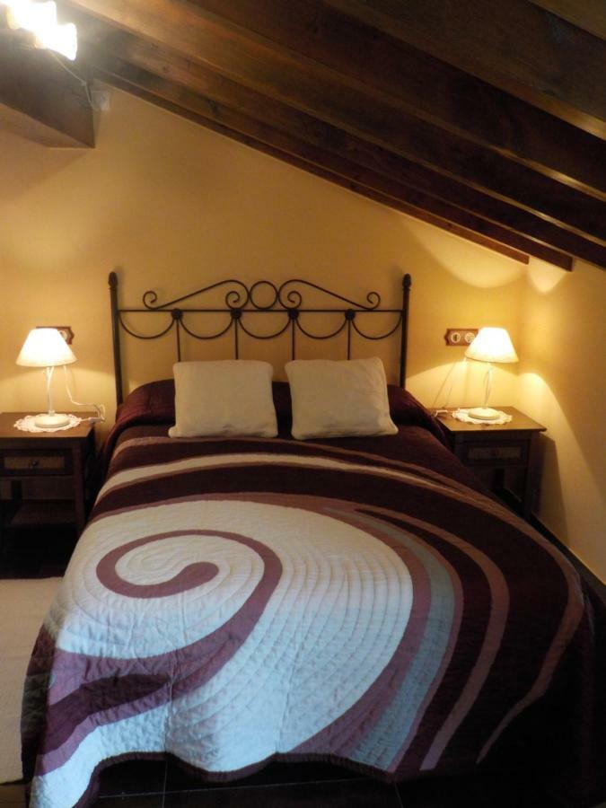 Apartamentos Rurales La Husteriza Ruenes Dış mekan fotoğraf