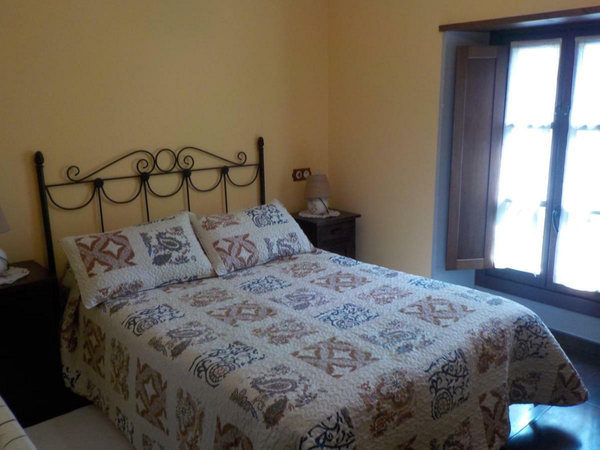 Apartamentos Rurales La Husteriza Ruenes Dış mekan fotoğraf