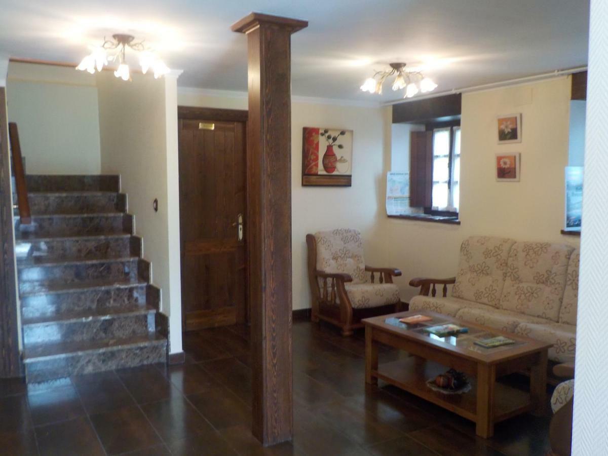 Apartamentos Rurales La Husteriza Ruenes Dış mekan fotoğraf