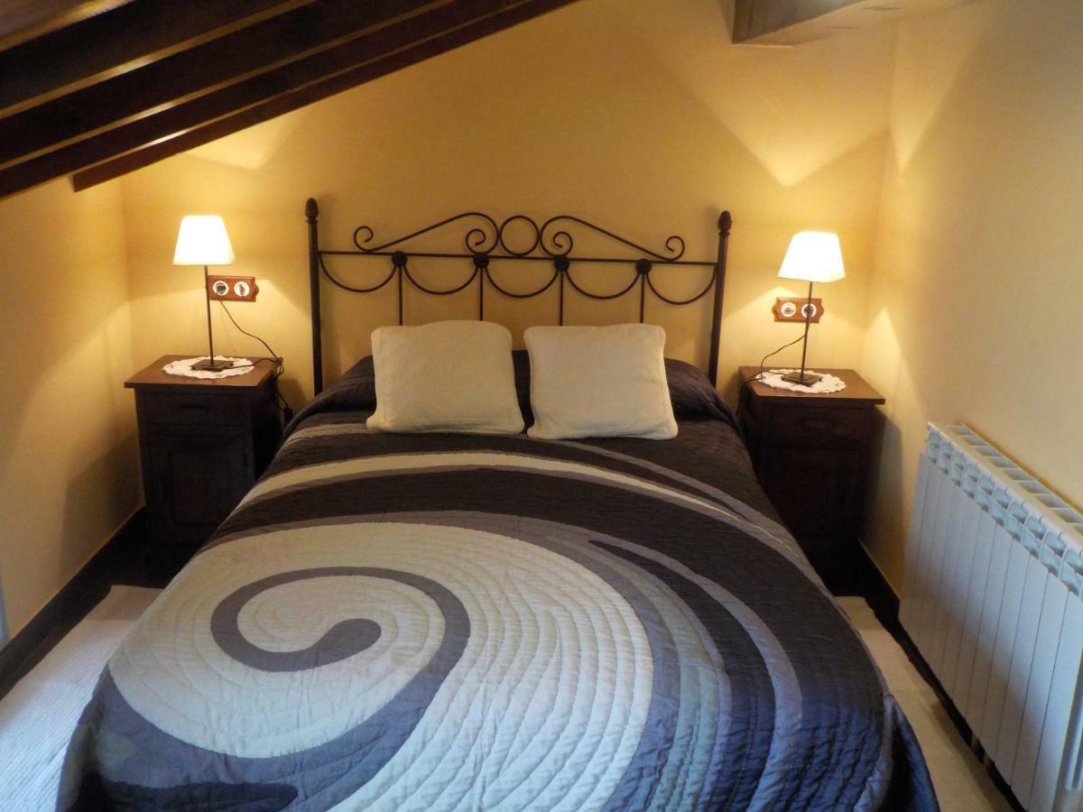 Apartamentos Rurales La Husteriza Ruenes Dış mekan fotoğraf